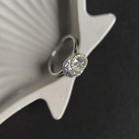 Серебряное кольцо с фианитами