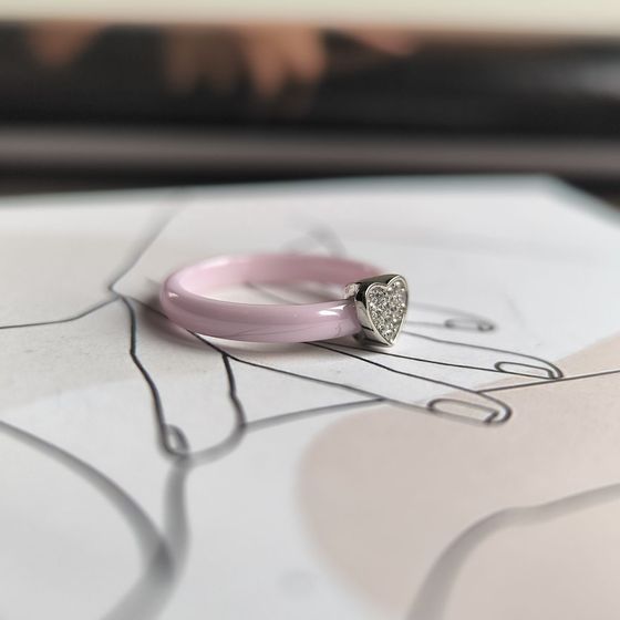 Серебряное кольцо с керамикой