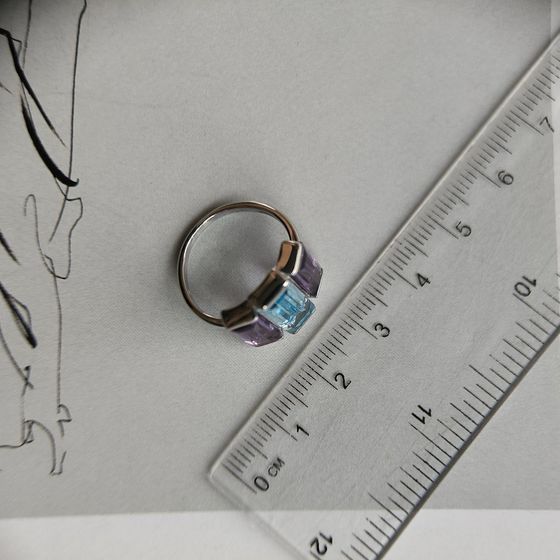 Серебряное кольцо с аметистом, топазом