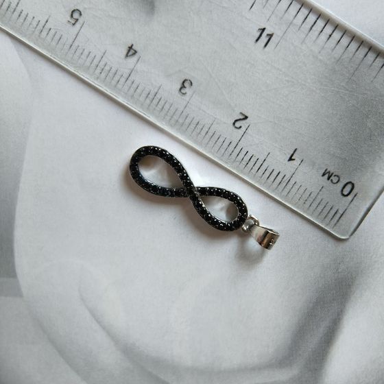 Серебряная подвеска с фианитами