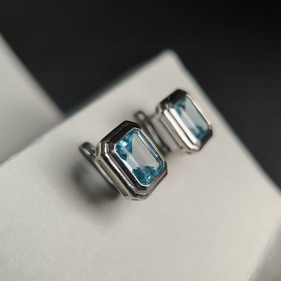 Серебряные серьги с топазом 7.725ct