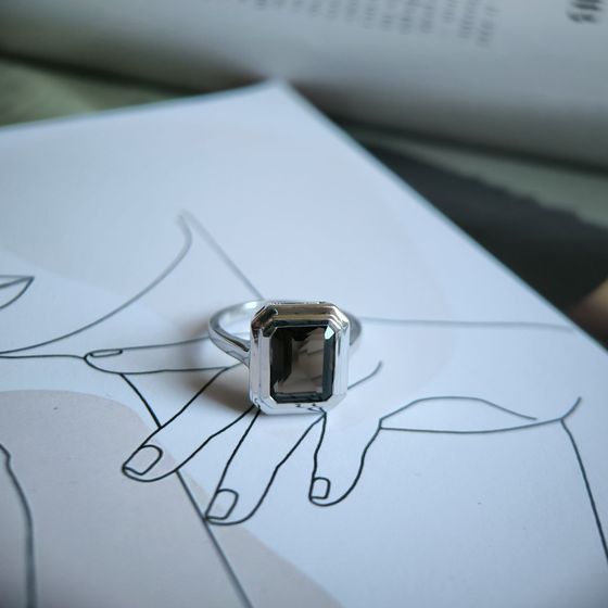 Серебряное кольцо с раухтопазом (дымчатым кварцем) 2.842ct