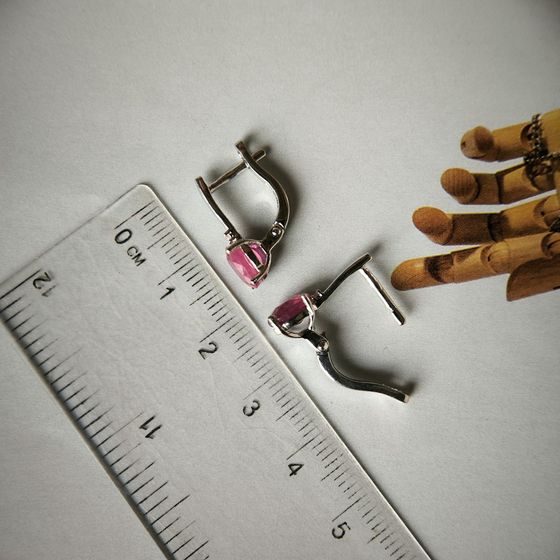 Серебряные серьги с рубином 2.313ct