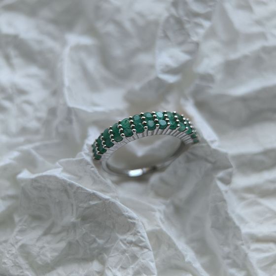 Серебряное кольцо с изумрудом 1.175ct