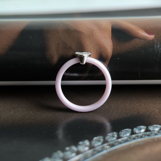 Серебряное кольцо с керамикой