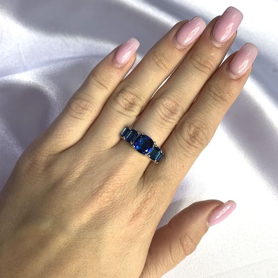 Серебряное кольцо с топазом Лондон Блю