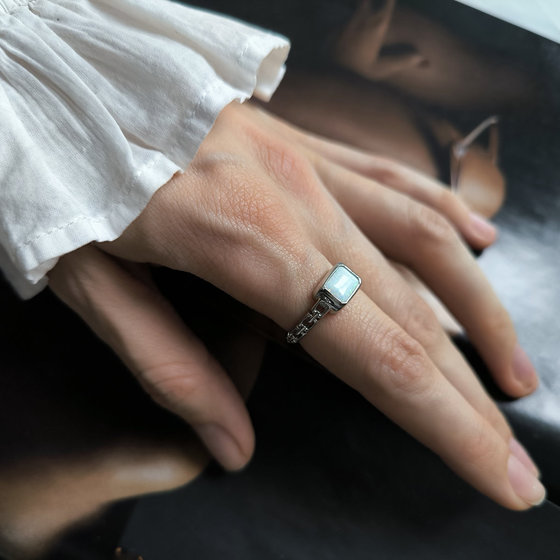 Серебряное кольцо с опалом 0.5ct