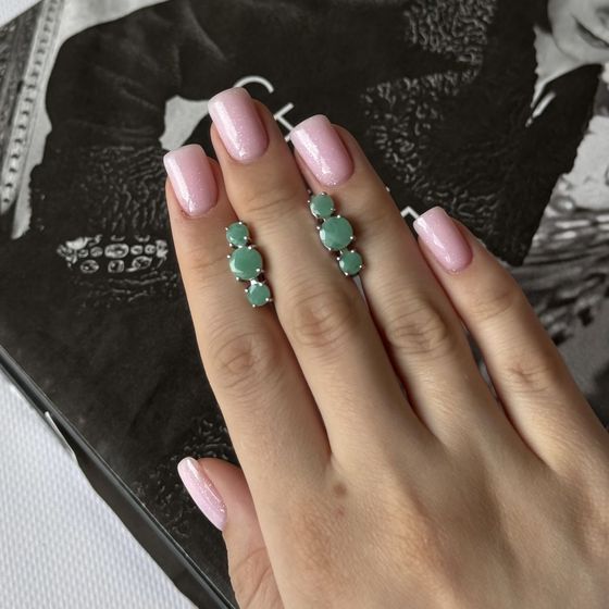 Серебряные серьги с изумрудом 4.558ct