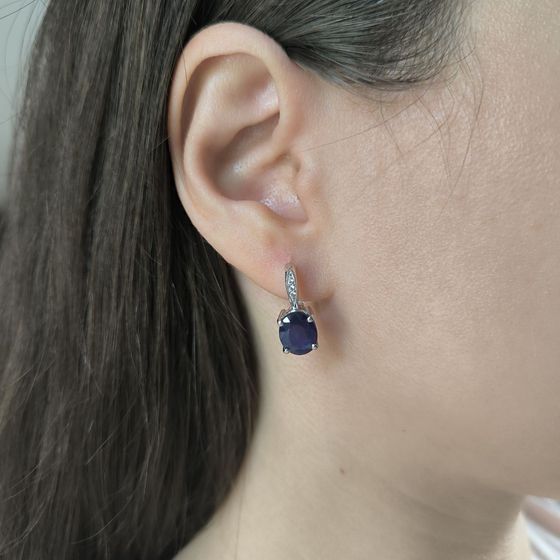 Серебряные серьги с сапфиром 6.528ct, фианитами