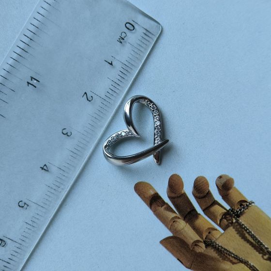 Серебряная подвеска с фианитами