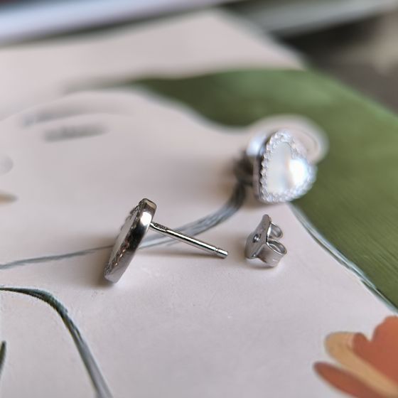 Серебряные серьги с перламутром