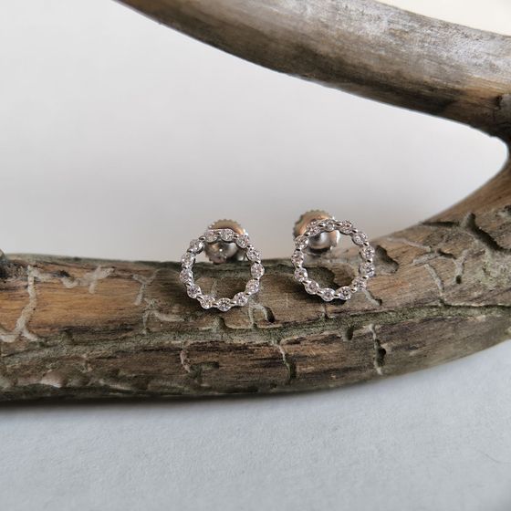 Серебряные серьги с фианитами