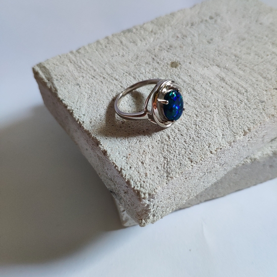 Серебряное кольцо с опалом 1.003ct