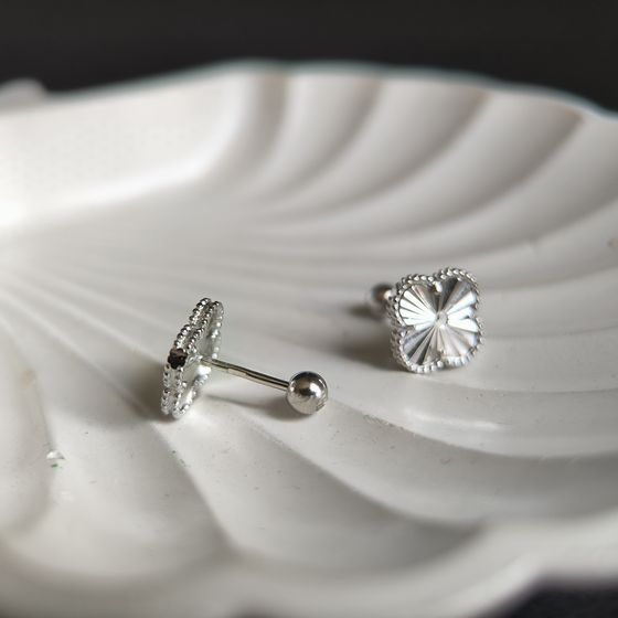 Серебряные серьги без камней