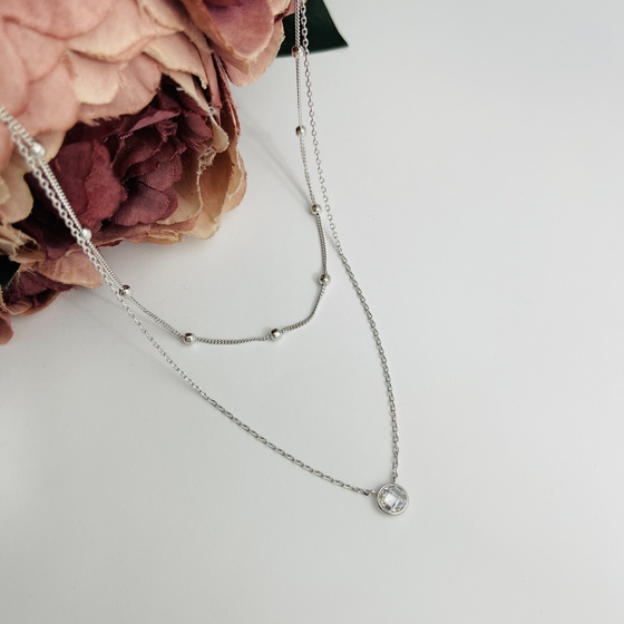 Серебряное колье с фианитами Серебряное колье с фианитами