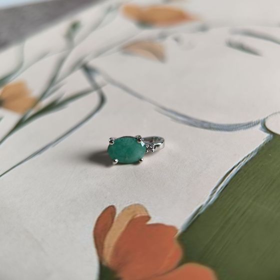 Серебряная подвеска с изумрудом, фианитами