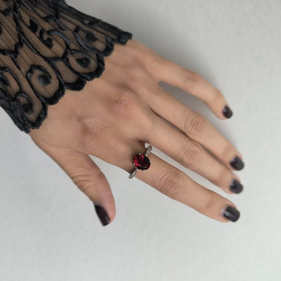 Серебряное кольцо с гранатом nano 2.34ct