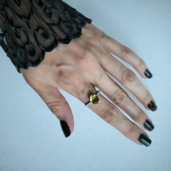 Серебряное кольцо с цитрином nano