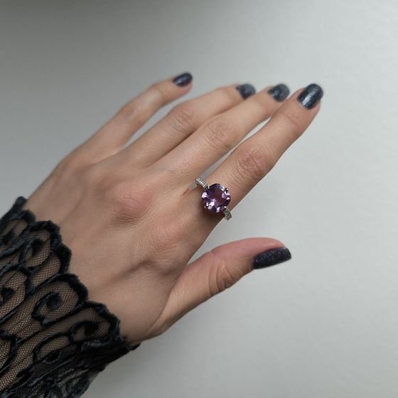 Серебряное кольцо с аметистом 3.923ct