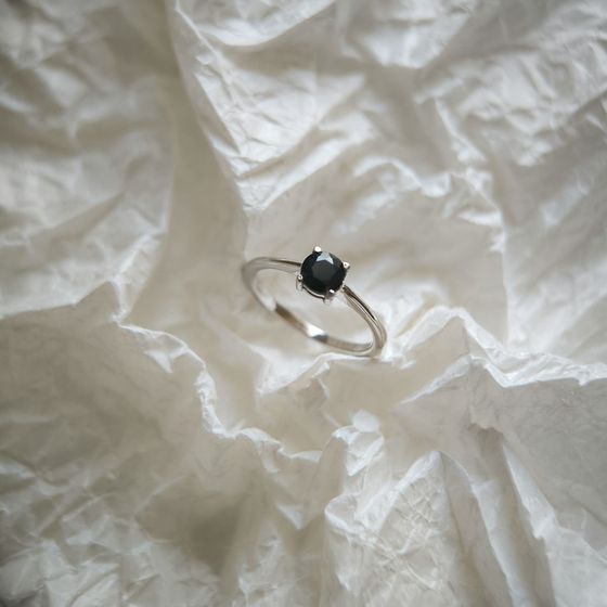 Серебряное кольцо с сапфиром 0.635ct