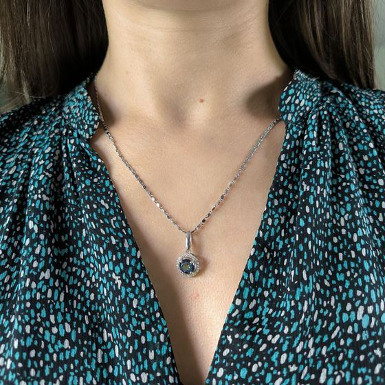 Серебряная подвеска с мистик топазом 2.37ct