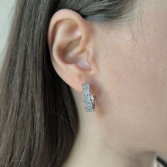 Серебряные серьги с фианитами