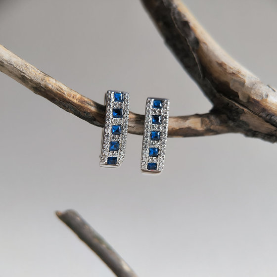 Серебряные серьги с сапфиром nano 1.187ct