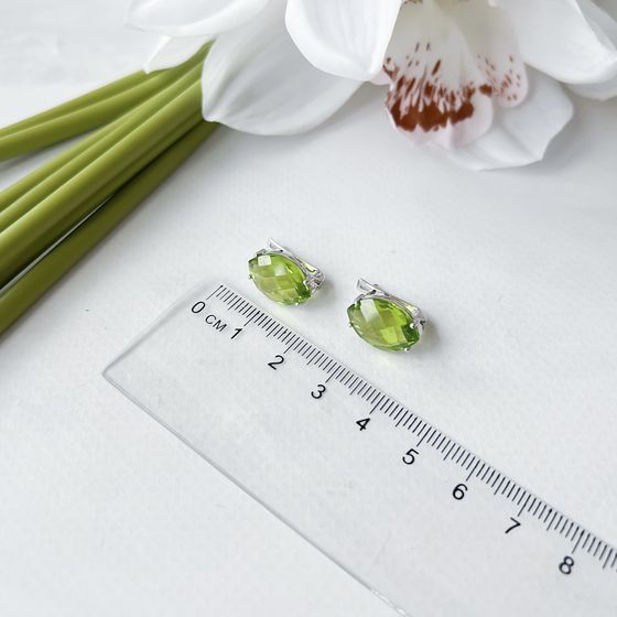 Серебряные серьги с хризолітом 12.175ct