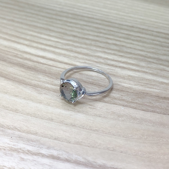 Серебряное кольцо с султанитом 1.863ct