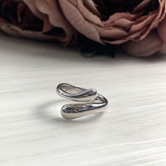 Серебряное кольцо без камней