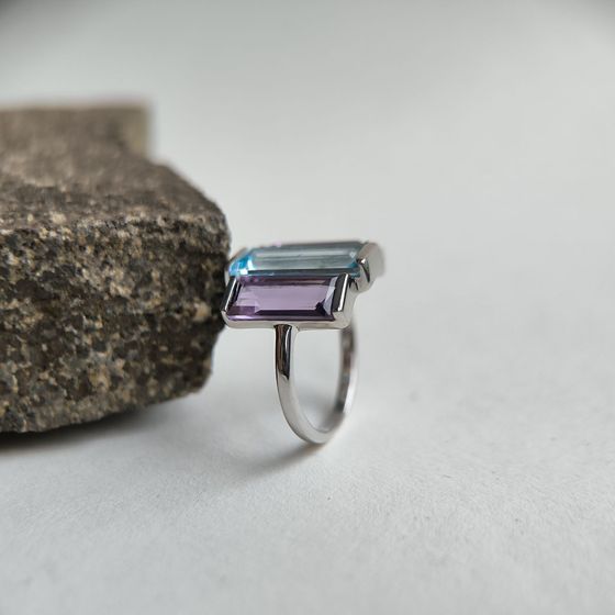 Серебряное кольцо с аметистом, топазом