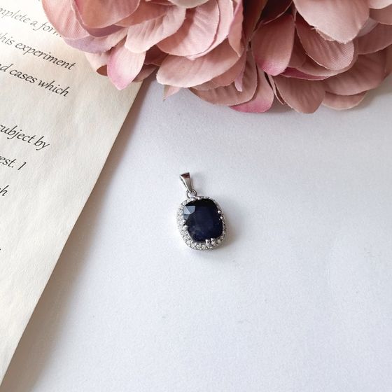Серебряная подвеска с сапфиром 8ct