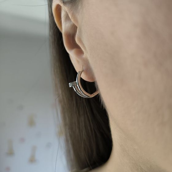 Серебряные серьги с фианитами