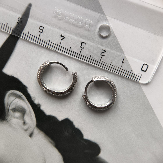 Серебряные серьги без камней