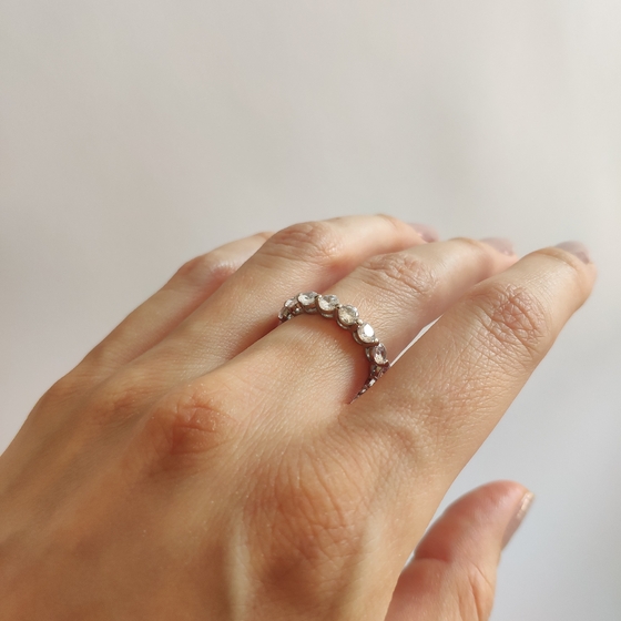 Серебряное кольцо с фианитами