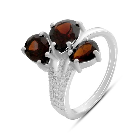 Серебряное кольцо с гранатом 4.313ct