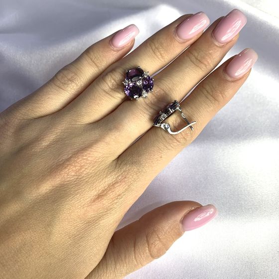 Серебряные серьги с александритом 8.246ct