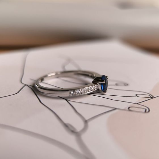 Серебряное кольцо с сапфиром nano 0.536ct
