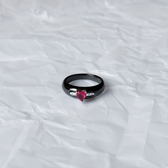 Серебряное кольцо с керамикой