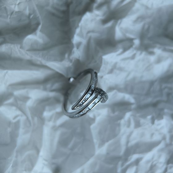 Серебряное кольцо с фианитами