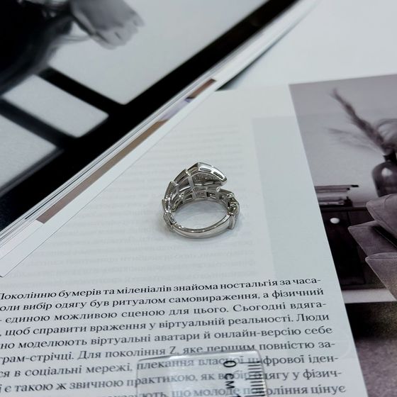 Серебряное кольцо с фианитами