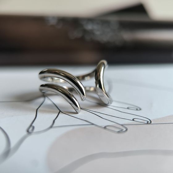 Серебряное кольцо без камней