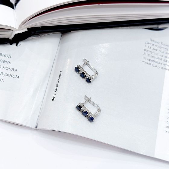Серебряные серьги с сапфиром 2.844ct, фианитами