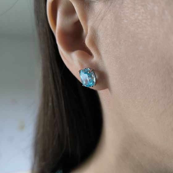 Серебряные серьги с топазом