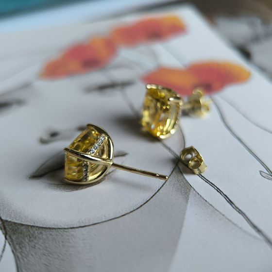 Серебряные серьги с фианитами