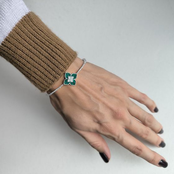 Серебряный браслет с малахитом, фианитами