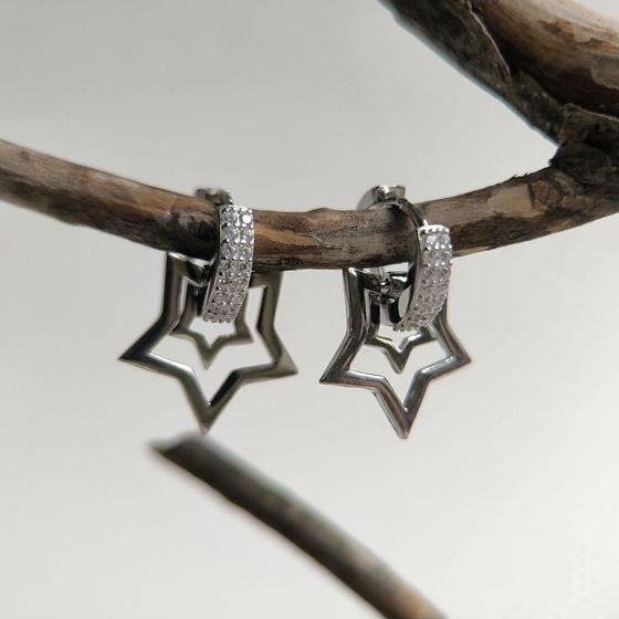 Серебряные серьги с фианитами