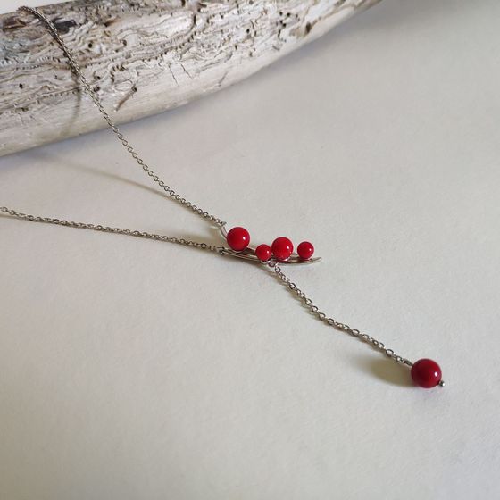 Серебряное колье с кораллом