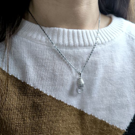 Серебряная подвеска с фианитами Серебряная подвеска с фианитами