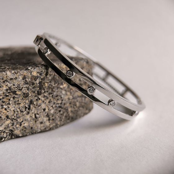 Серебряный браслет с фианитами Серебряный браслет с фианитами